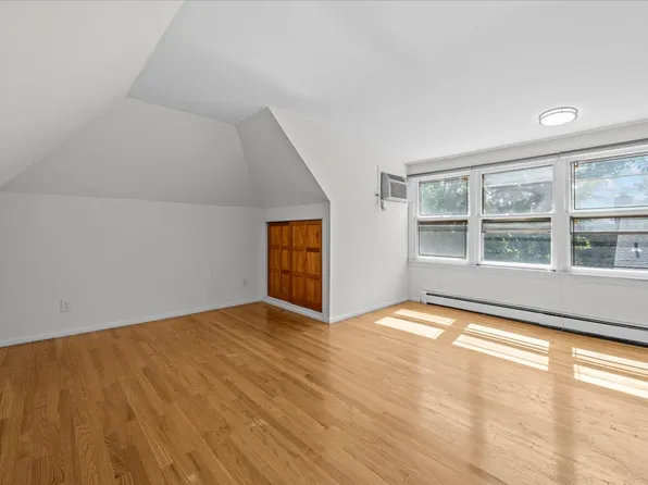 2710 Edgehill Avenue image 16 of 30