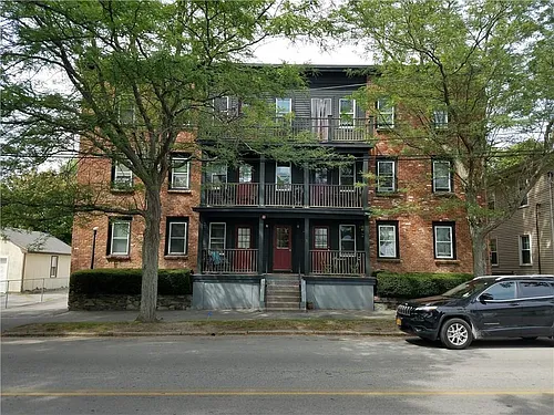 3 Bay View Ave #3 Photo 1 3 Bay View Ave #3 Photo 1
