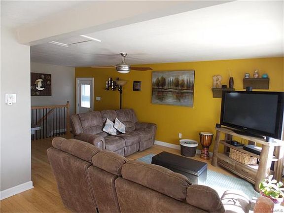 4th image of 9425 Sequoia Ct