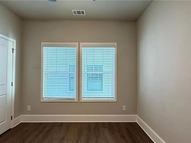 13040 Deerfield Pkwy — Photo 4