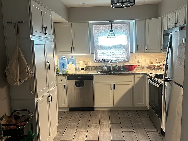 1725 Liberty Dr #1725 — Photo 8