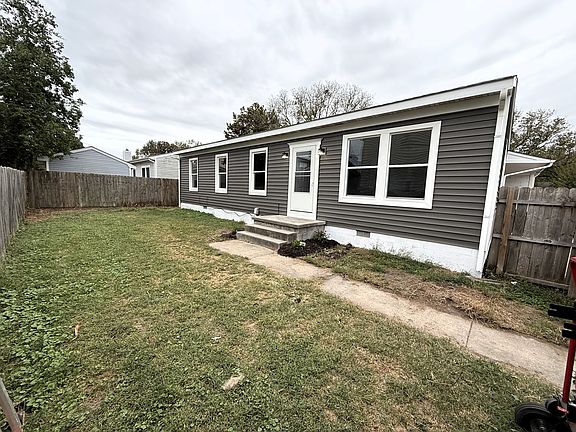 large priviacy fenced in yard