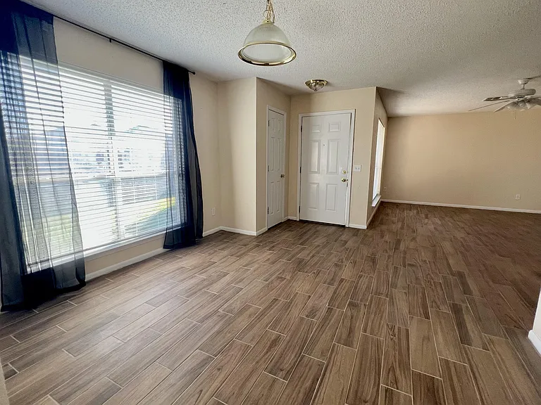 5427 Ricci St #2 — Photo 3