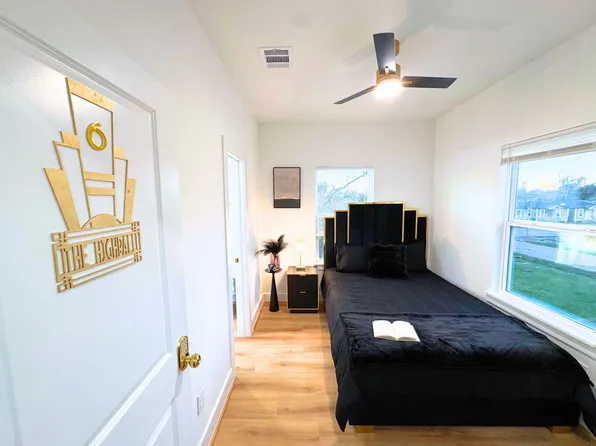 (undisclosed Address), Houston, TX 77004