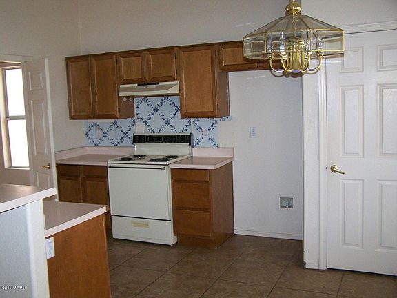 3rd image of 6508 N 70th Ave