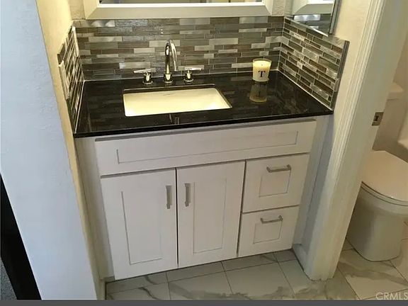 5th image of 25 Aruba St