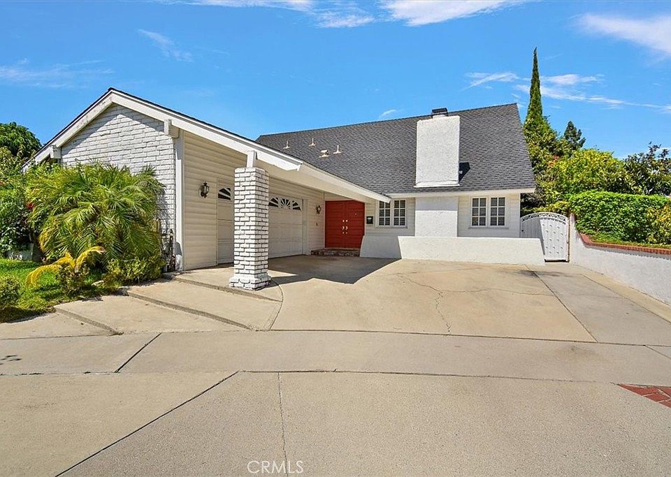 1st image of 17507 Parkvalle Pl