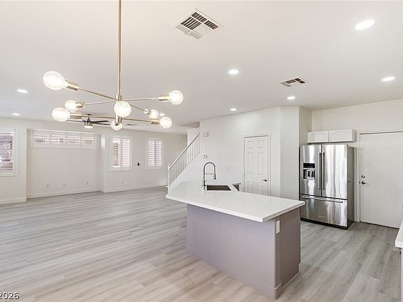 3rd image of 6856 Scarlet Flax St