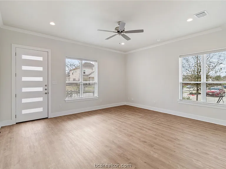 310 Fairway Dr #113 — Photo 13