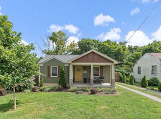 2706 Deerfield Dr, Nashville, TN 37208