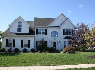 884 Sagebrush Ln, Collegeville, PA 19426