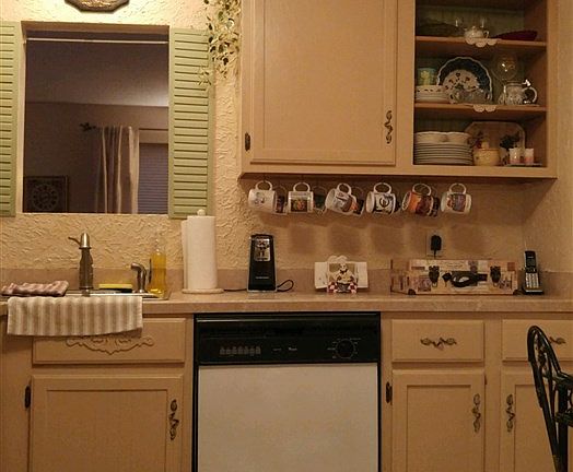 3rd image of 88 Dunvegan Woods Drive #88