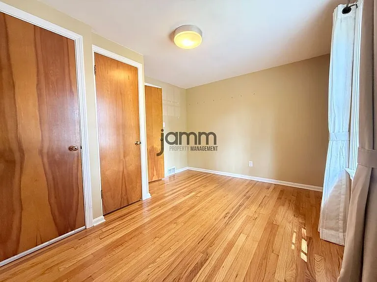 2787 Derbyshire Rd — Photo 9
