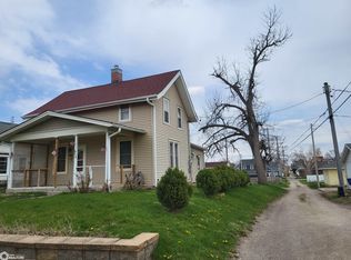 7 1/2 N 9th St, Marshalltown, IA 50158