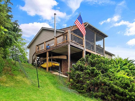 4th image of 71 Princeton Ln