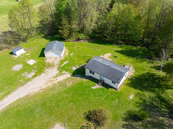 1707 W Bristol Rd, Delton, MI 49046