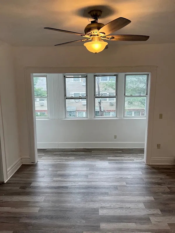 Building Photo - 14 N 12th St #2