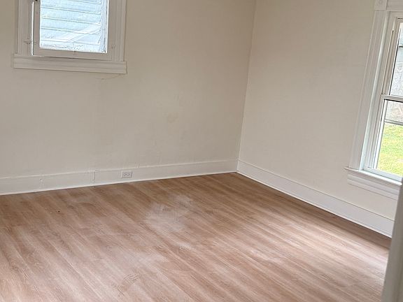 5th image of 101 A St