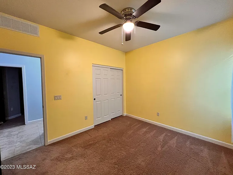 9859 N Crook Ln — Photo 16