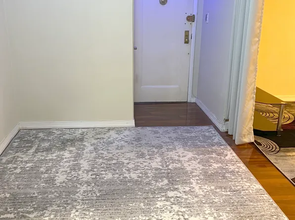 3021 Avenue Z image 2 of 12