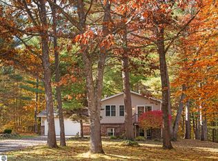 1906 Melody Ln, Interlochen, MI 49643