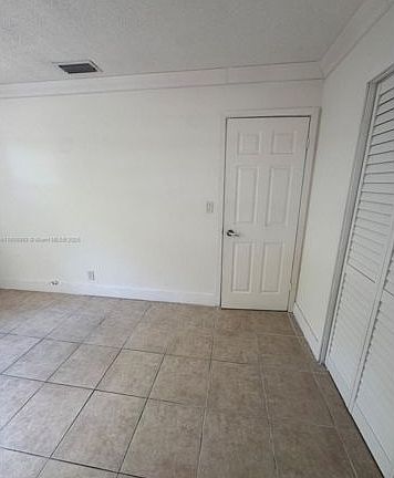 5th image of 5122 SW 92nd Ter