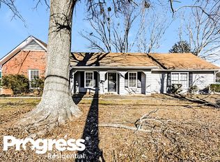602 S Jeff Davis Dr, Fayetteville, GA 30215