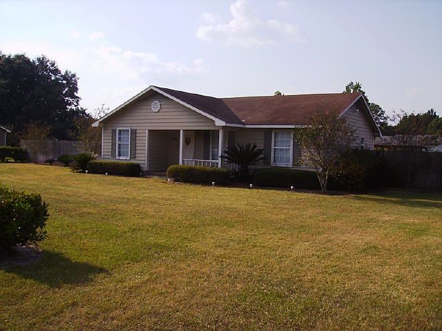 2nd image of 505 Dallas Cir