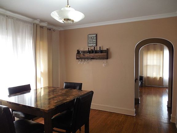 5th image of 3637 Kenilworth Ave