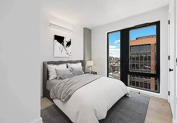 5th image of 60 W 125th St #1804