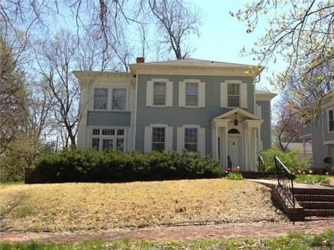 1st image of 207 Vine St
