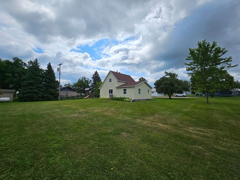 356 Oak St, Gonvick, MN 56644 MLS 6331018 Zillow