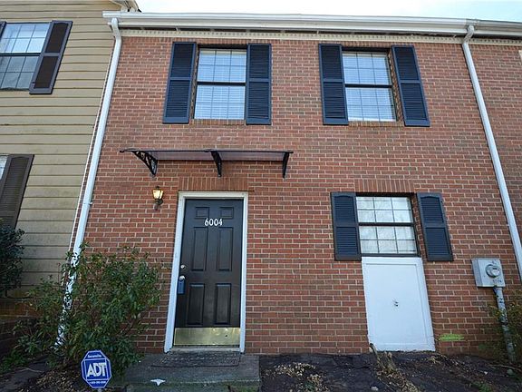3rd image of 6004 Pat Mell Pl SE