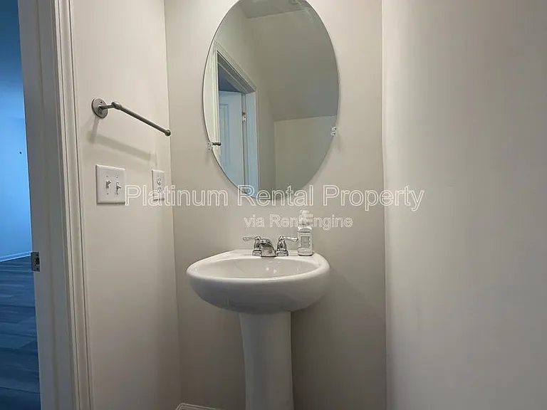 177 Swindon Dr — Photo 14