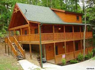 3418 Steven Ct, Pigeon Forge, TN 37863