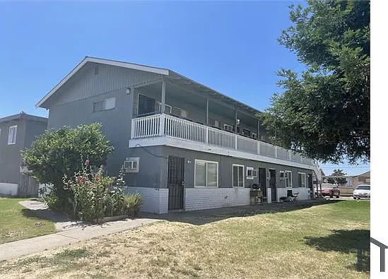 816 Broadway Ave #1