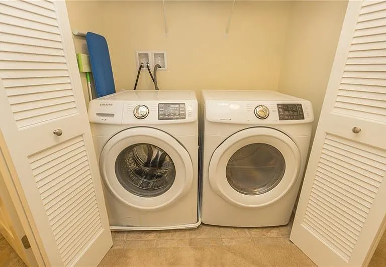 627 Edison Dr — Photo 14