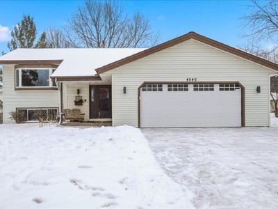 4540 Greenhaven Dr, Vadnais Heights, MN, 55127