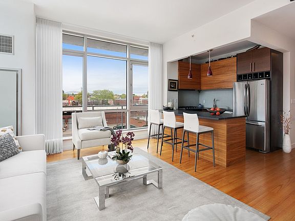3rd image of 11-24 31st Ave #4A