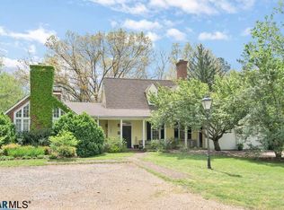 605 Bridlespur Ln, Earlysville, VA 22936