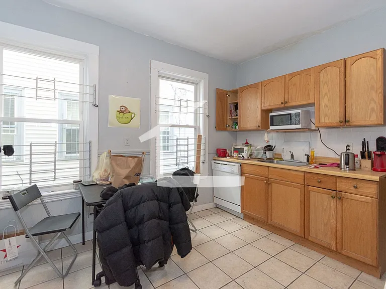 33 Chester St #3 — Photo 2