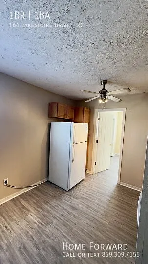 164 Lakeshore Dr #22 — Photo 6