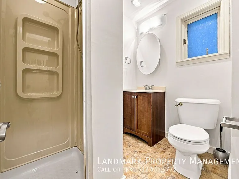 2962 N Allen Ave #2 — Photo 15