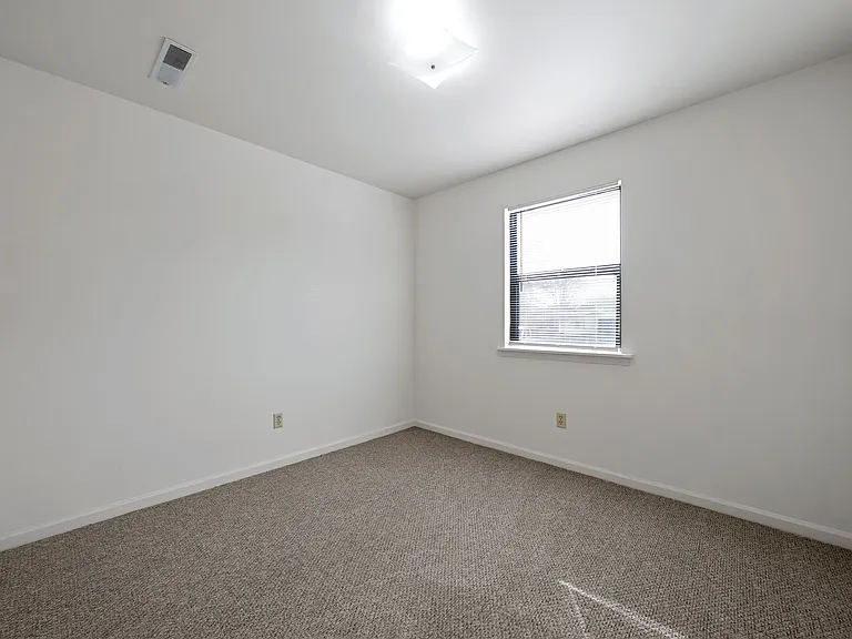 2830 Greenville Rd #C4 — Photo 11