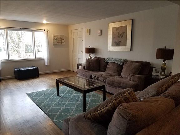 2nd image of 204 Rodman St