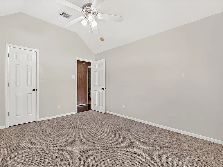 6323 Echo Lakes Ln — Photo 22