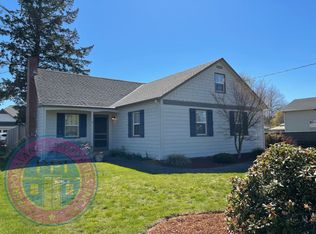 830 NE Sunrise Ln, Hillsboro, OR