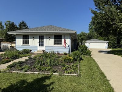 1924 Santa Barbara DRIVE, Waukesha, WI, 53189