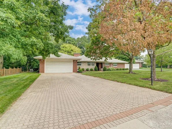 3111 Big Hill Rd, Dayton, OH 45419