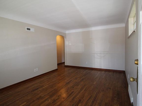 Spacious family room